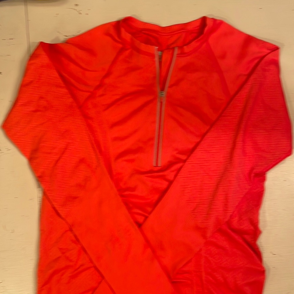 Athleta long sleeve sun shirt, size medium